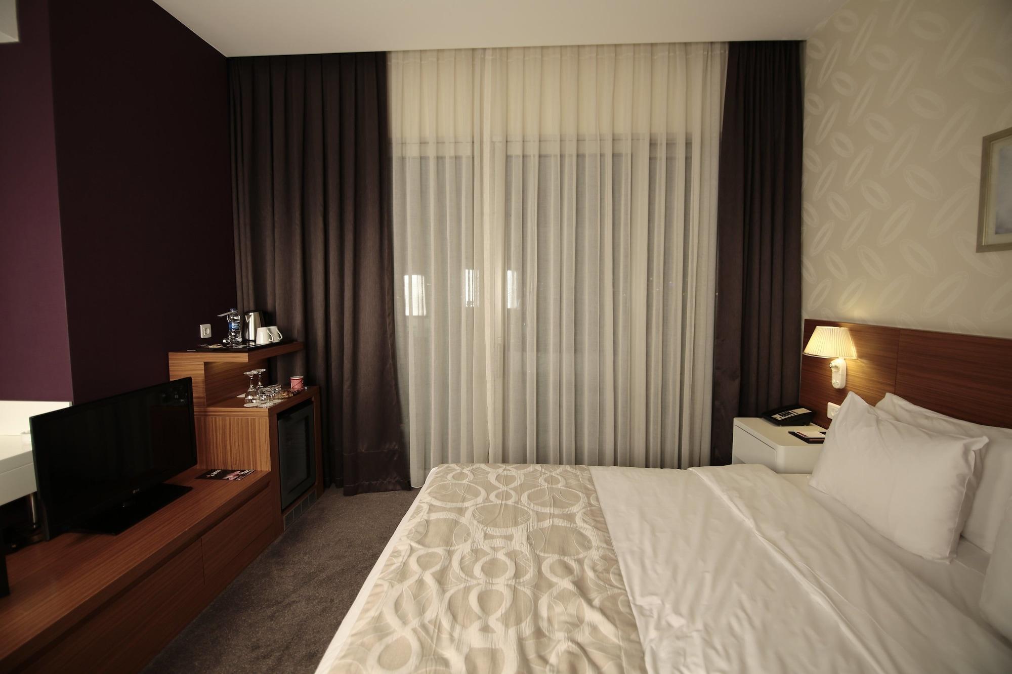 Ramada Plaza By Wyndham Istanbul Asia Airport Kocaeli Exterior foto