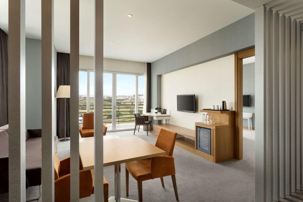 Ramada Plaza By Wyndham Istanbul Asia Airport Kocaeli Exterior foto